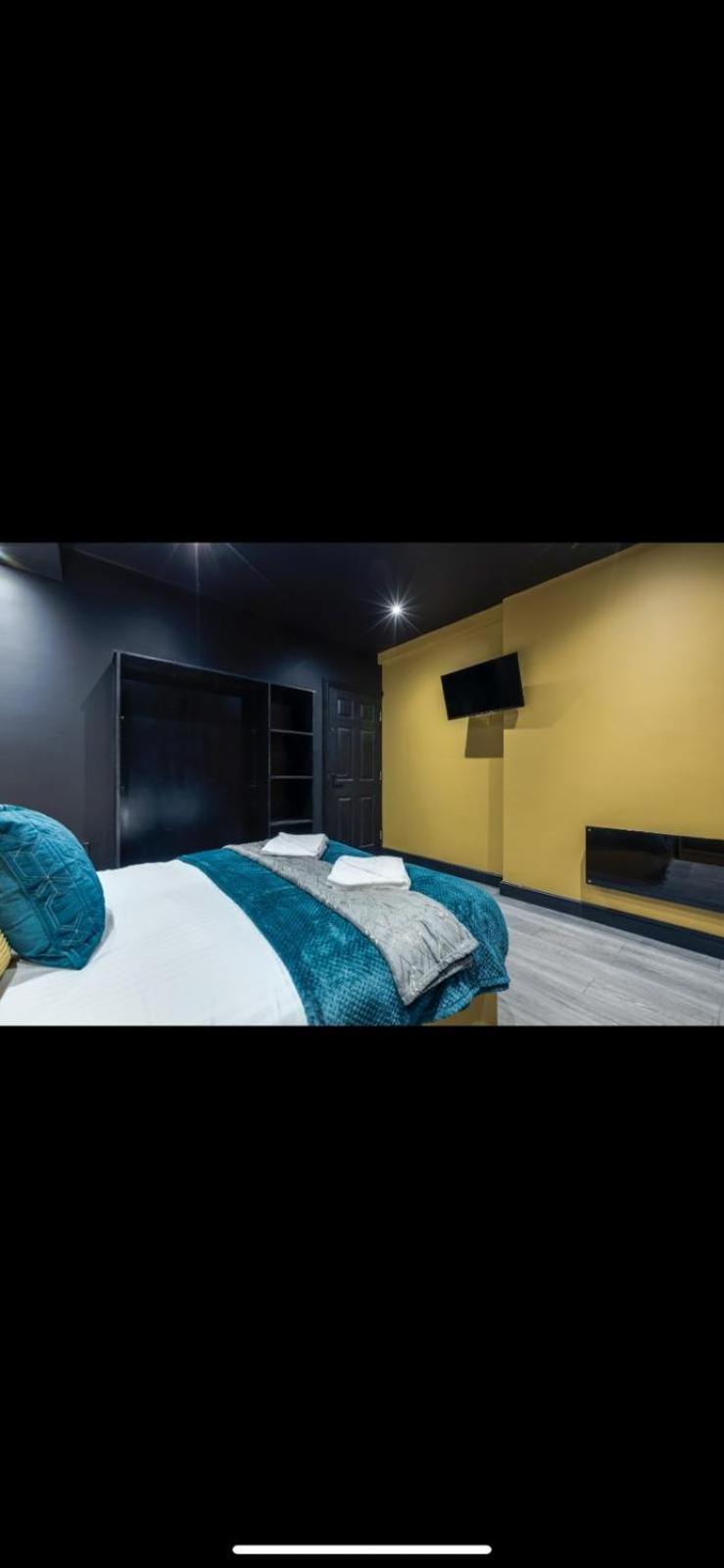 Two Bed Modern Apartment 5Min Walk To Town Centre With Free Parking ! Under New Management Blackpool Ngoại thất bức ảnh