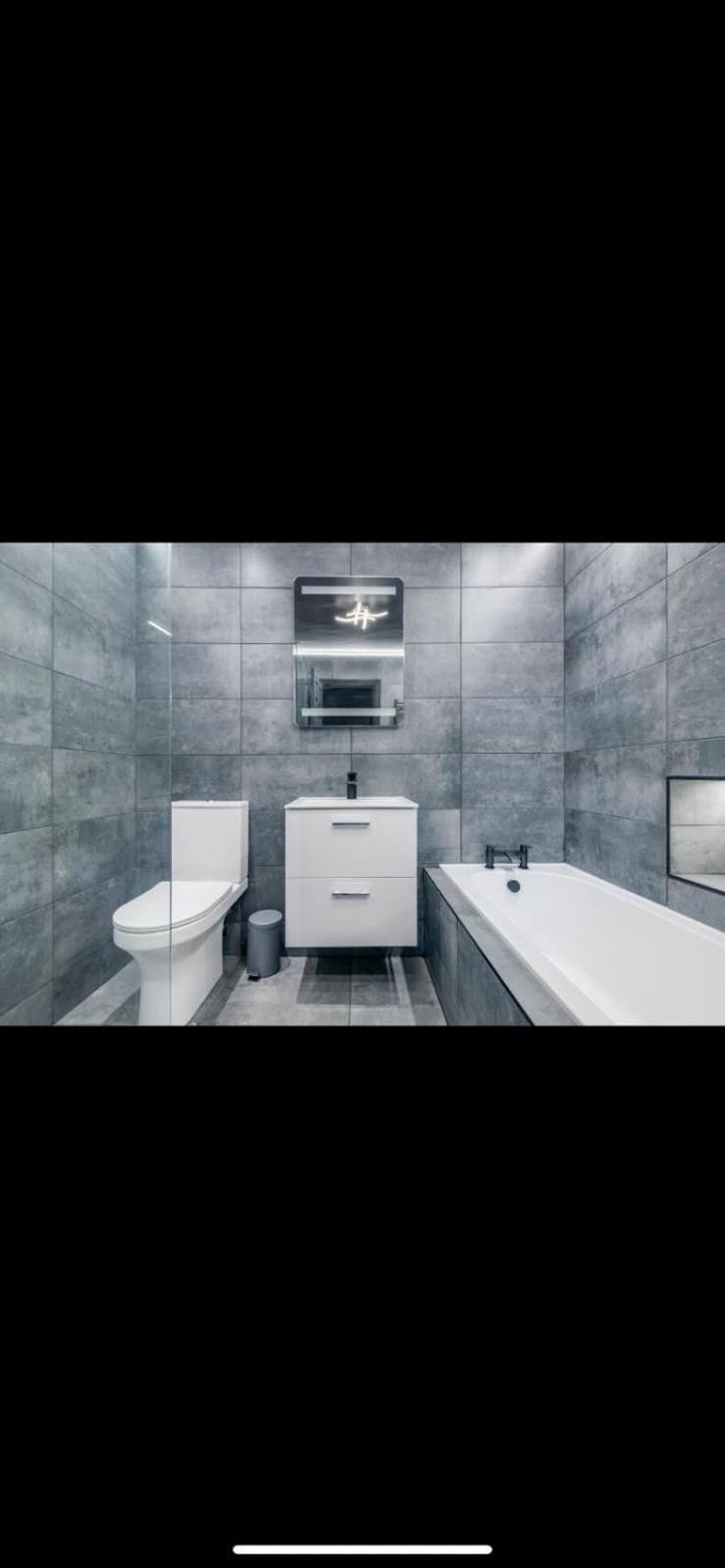 Two Bed Modern Apartment 5Min Walk To Town Centre With Free Parking ! Under New Management Blackpool Ngoại thất bức ảnh
